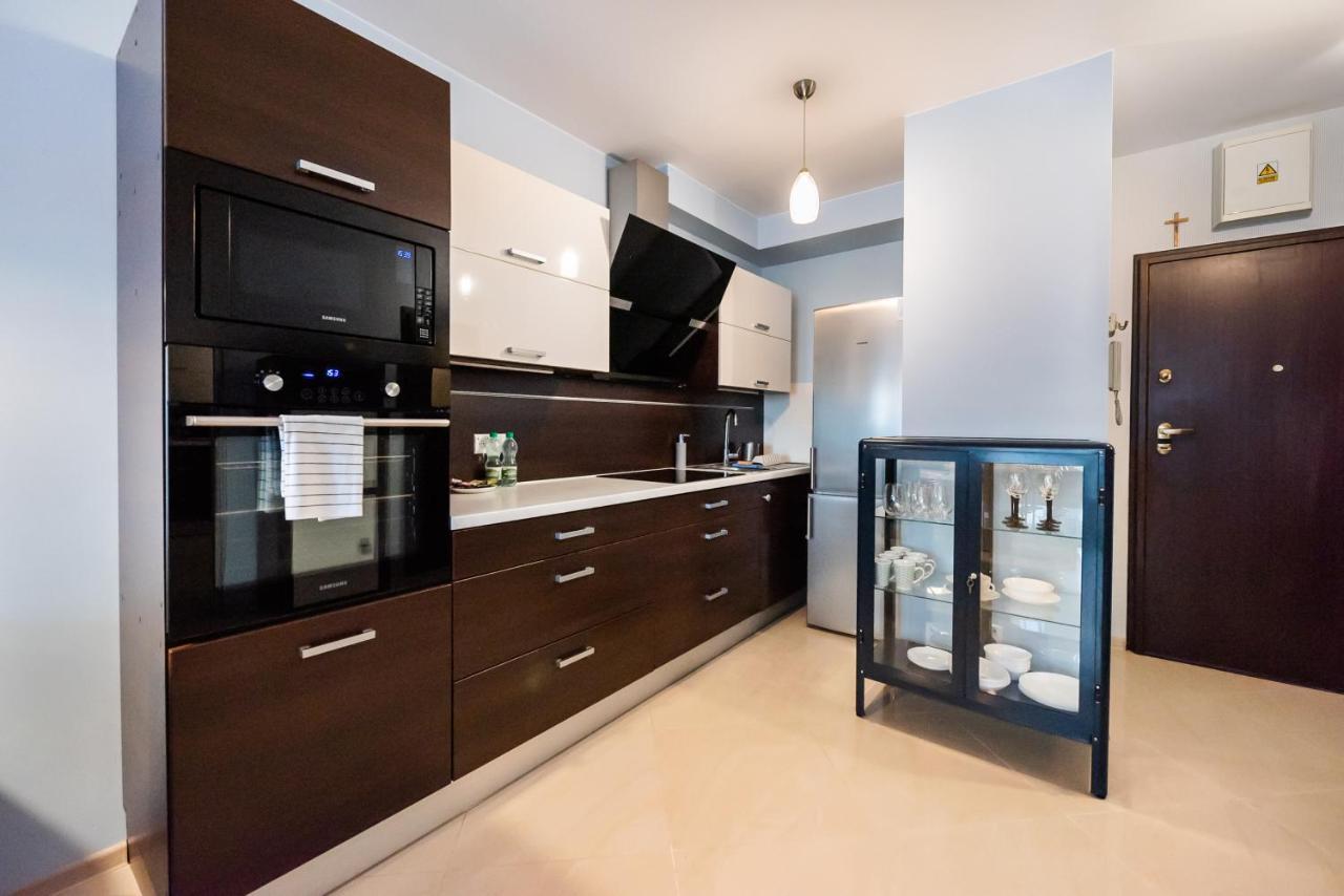 Wola Pleasure Place Apartment Varsovia Exterior foto