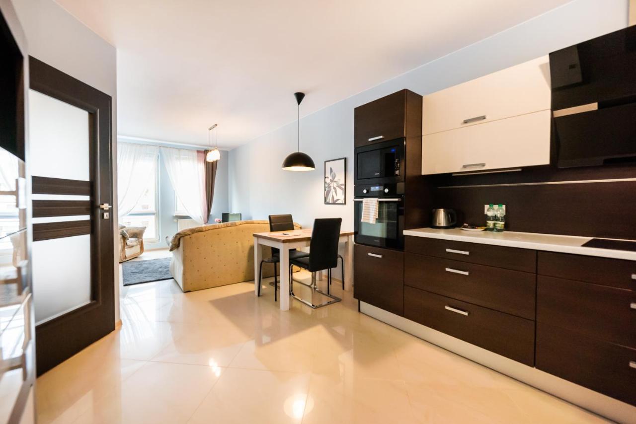 Wola Pleasure Place Apartment Varsovia Exterior foto
