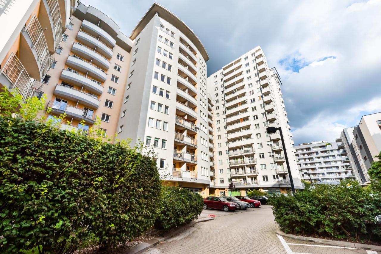 Wola Pleasure Place Apartment Varsovia Exterior foto